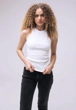 Camiseta Esqueleto Marfil Americanino