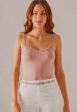 Camiseta Esqueleto Salmón Arkitect Éxito