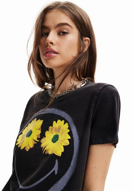 Camiseta Negro-Amarillo-Gris Desigual Smiley - Imagen 3