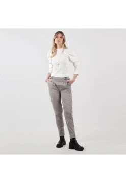 Camiseta Cuello Redondo Manga Larga