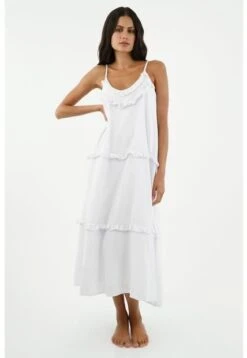 Vestido Blanco Con Escote Redondo Para Mujer